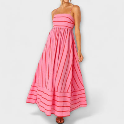 Svea - Maxi Dress in Bare Bloom
