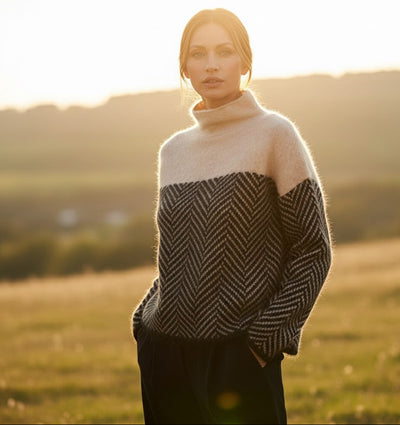 Gia | Luxury Cashmere Turtleneck Sweater